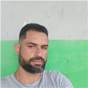 Professor de biologia ensina no nível fundamental, médio e superior